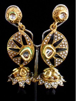 latest-earrings-2420PER19309